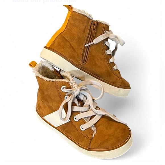 GAP Other - Baby Gap Brown High-Top Kids Shoes size 10